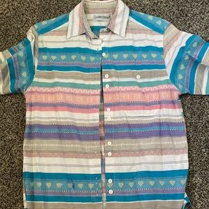 Short sleeve button down shirt.